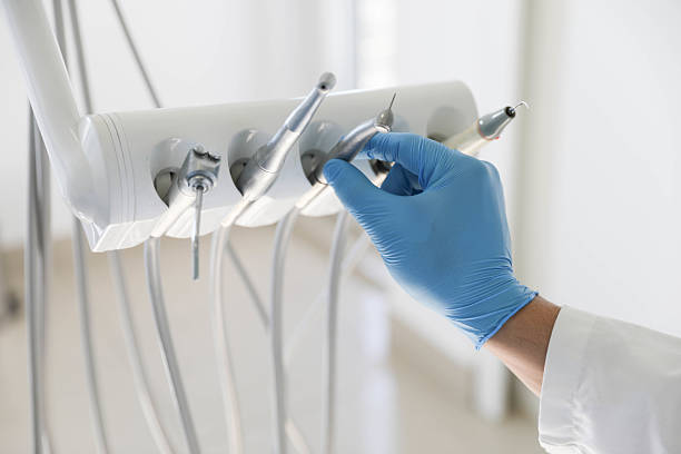 Professional Dental Implants technician working in Franklin County County, IL